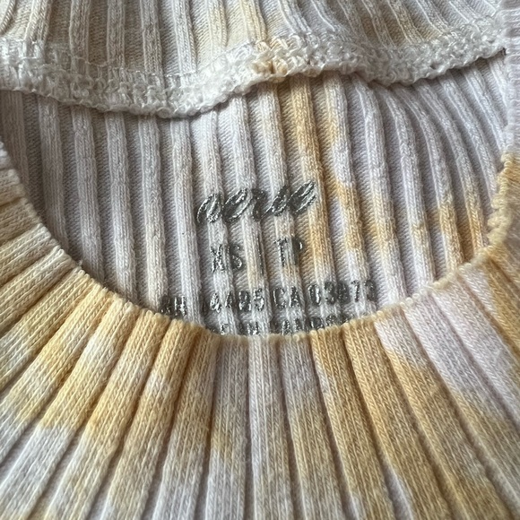 aerie mock neck crop top XS - Picture 2 of 3